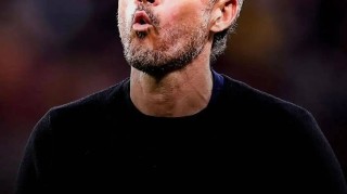 曝拉爵极其欣赏恩里克，未来必请他执教曼联！短期恐只能转正卡里克