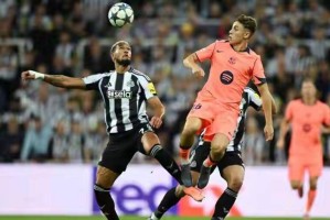 巴萨2500万门神封神之夜！拉什福德梅开二度打脸质疑