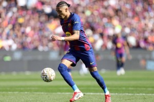 拉菲尼亚伤情告急：巴萨锋线再遭重创，马竞之战悬念重重