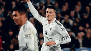 7-8！1-1！足坛疯狂一夜，那不勒斯出局，曼联补时绝平，切尔西爆冷