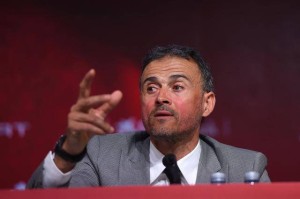 科拉罗夫看好国米捧杯，恩里克拥有阿莫林的缺点