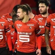 法甲焦点战：朗斯主场争胜，欧塞尔客场逆袭？