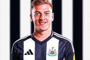 英超最惨？纽卡无缘塞斯科，夏窗被8次截胡，头号射手也留不住