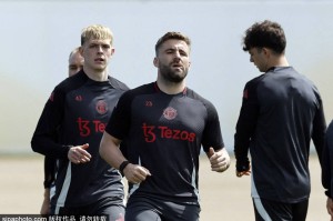 50年最差曼联！卢克·肖灵魂拷问全队，球迷泪目：红魔还有救吗？