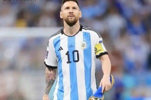 球王梅西再创神迹！书写37次小组赛100%晋级，C罗却三度止步