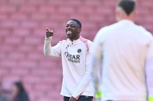 欧冠决战倒计时！大巴黎VS国米，巴黎全城戒备，香榭丽舍大街的狂欢已成奢望？